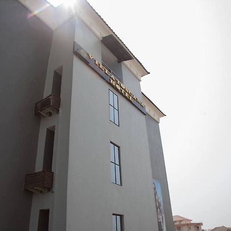 לגוס Villa Toscana Hotel And Suits מראה חיצוני תמונה