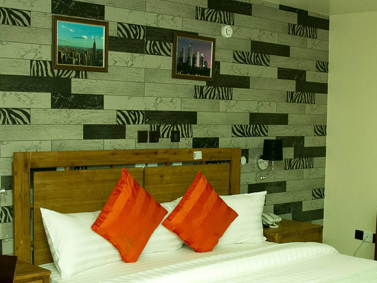לגוס Villa Toscana Hotel And Suits מראה חיצוני תמונה
