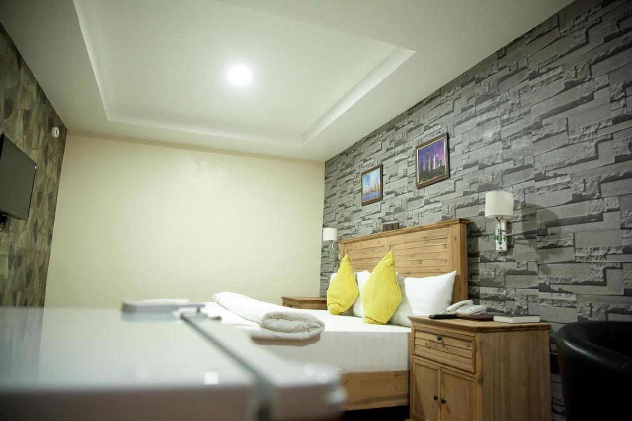 לגוס Villa Toscana Hotel And Suits מראה חיצוני תמונה