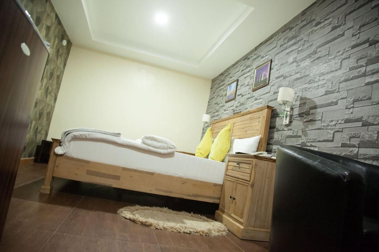 לגוס Villa Toscana Hotel And Suits מראה חיצוני תמונה