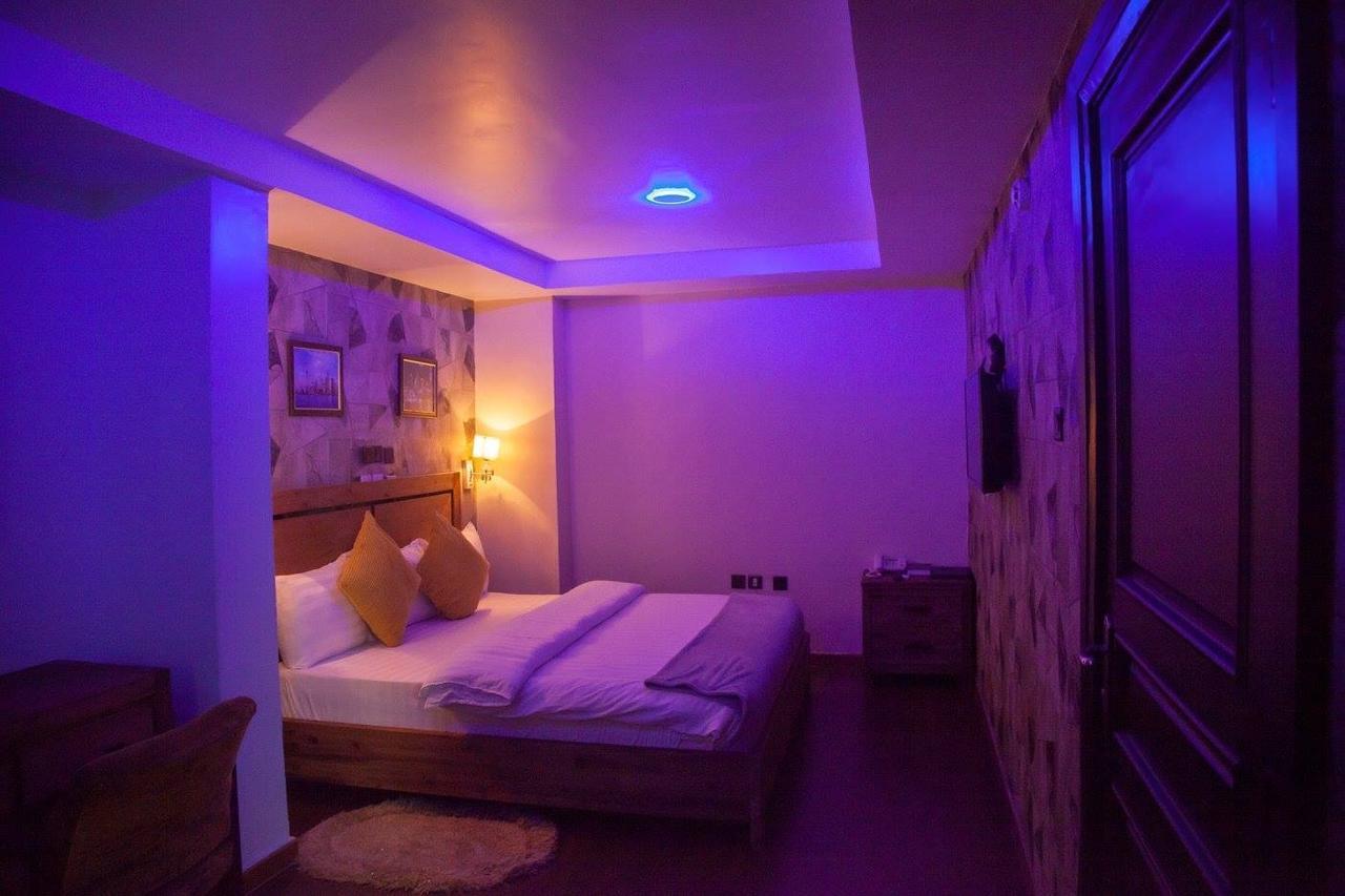 לגוס Villa Toscana Hotel And Suits מראה חיצוני תמונה