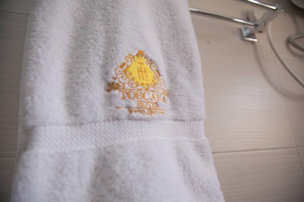 לגוס Villa Toscana Hotel And Suits מראה חיצוני תמונה