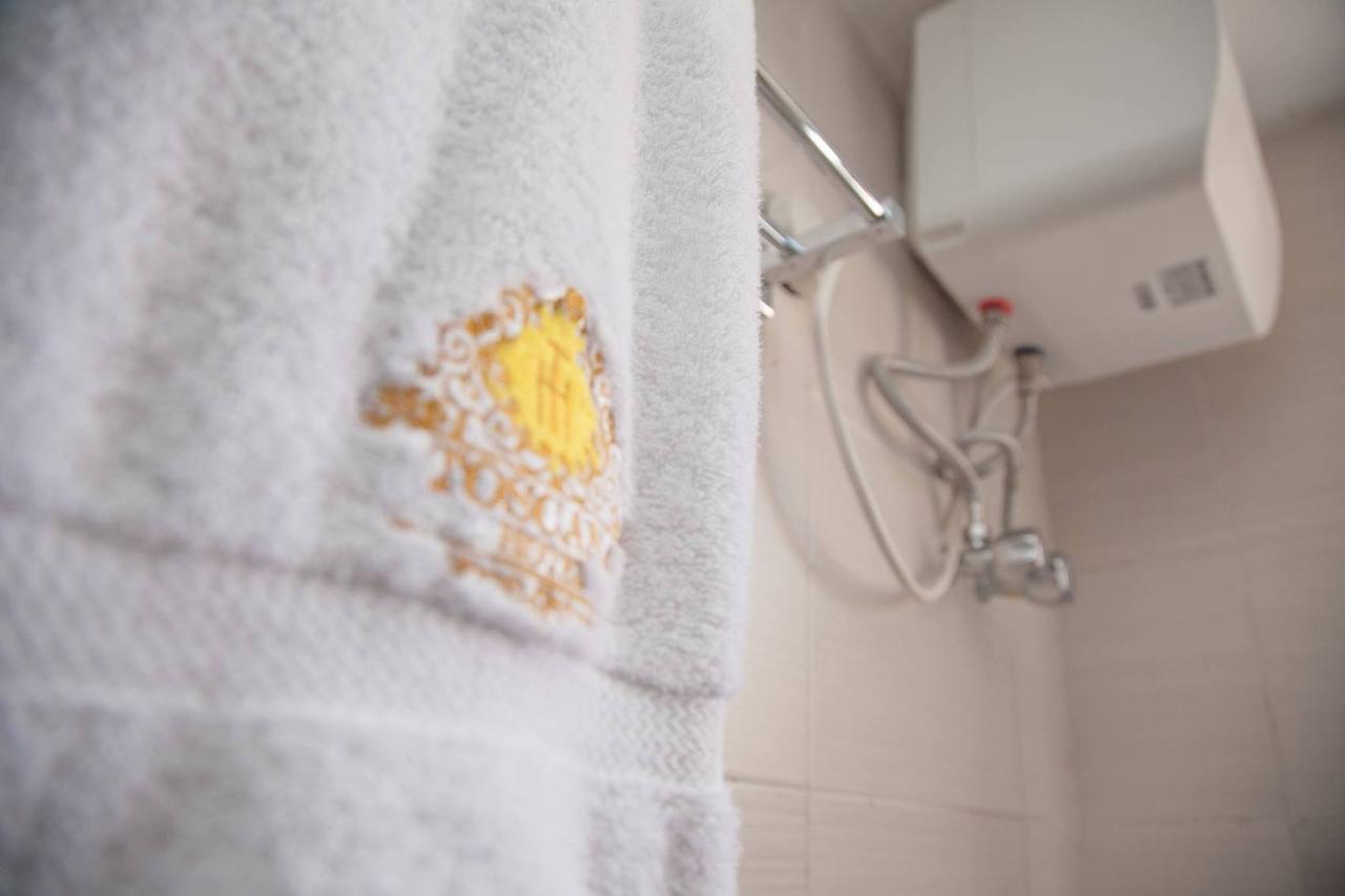 לגוס Villa Toscana Hotel And Suits מראה חיצוני תמונה